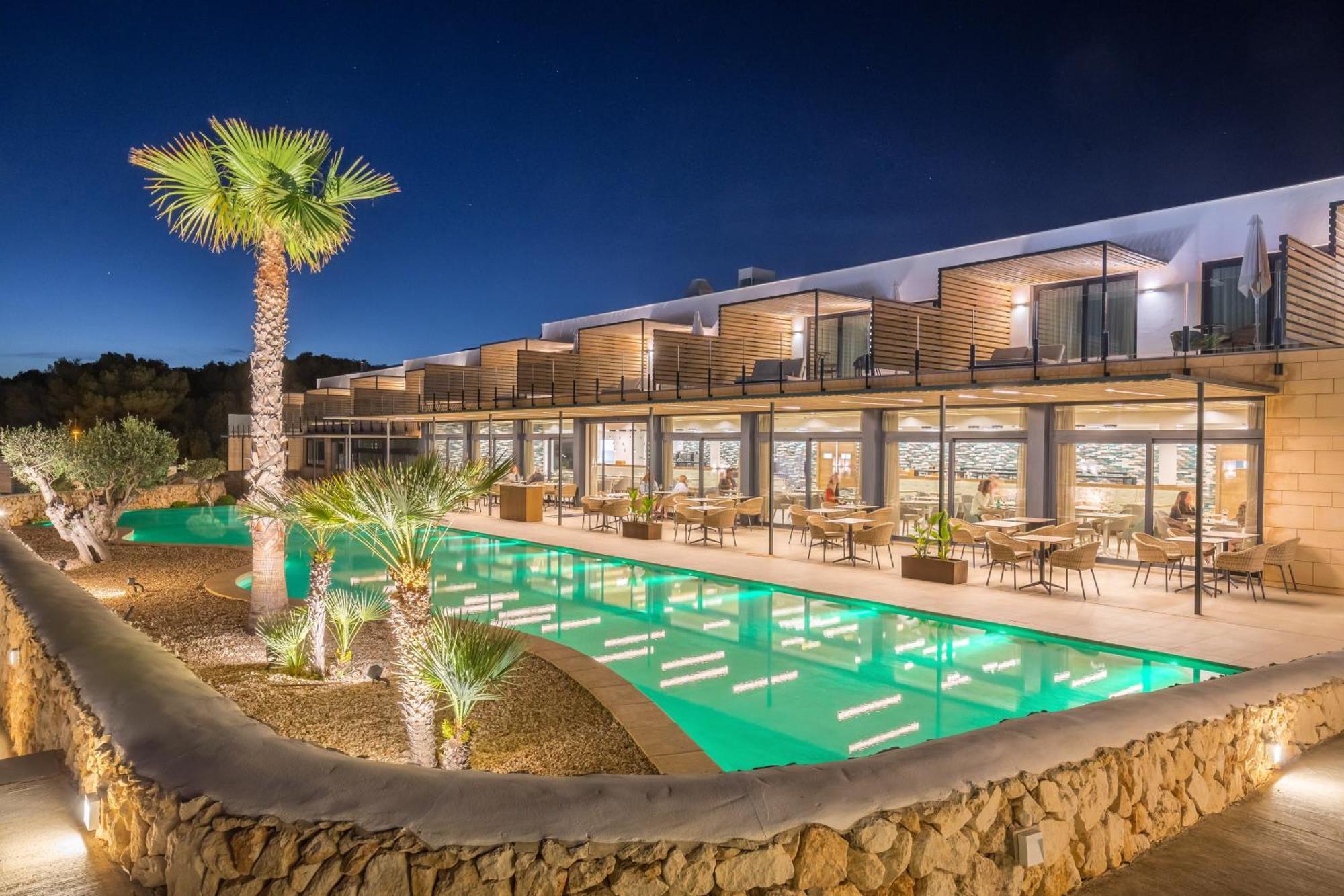 Отель Barcelo Nura Сант-Луис Экстерьер фото