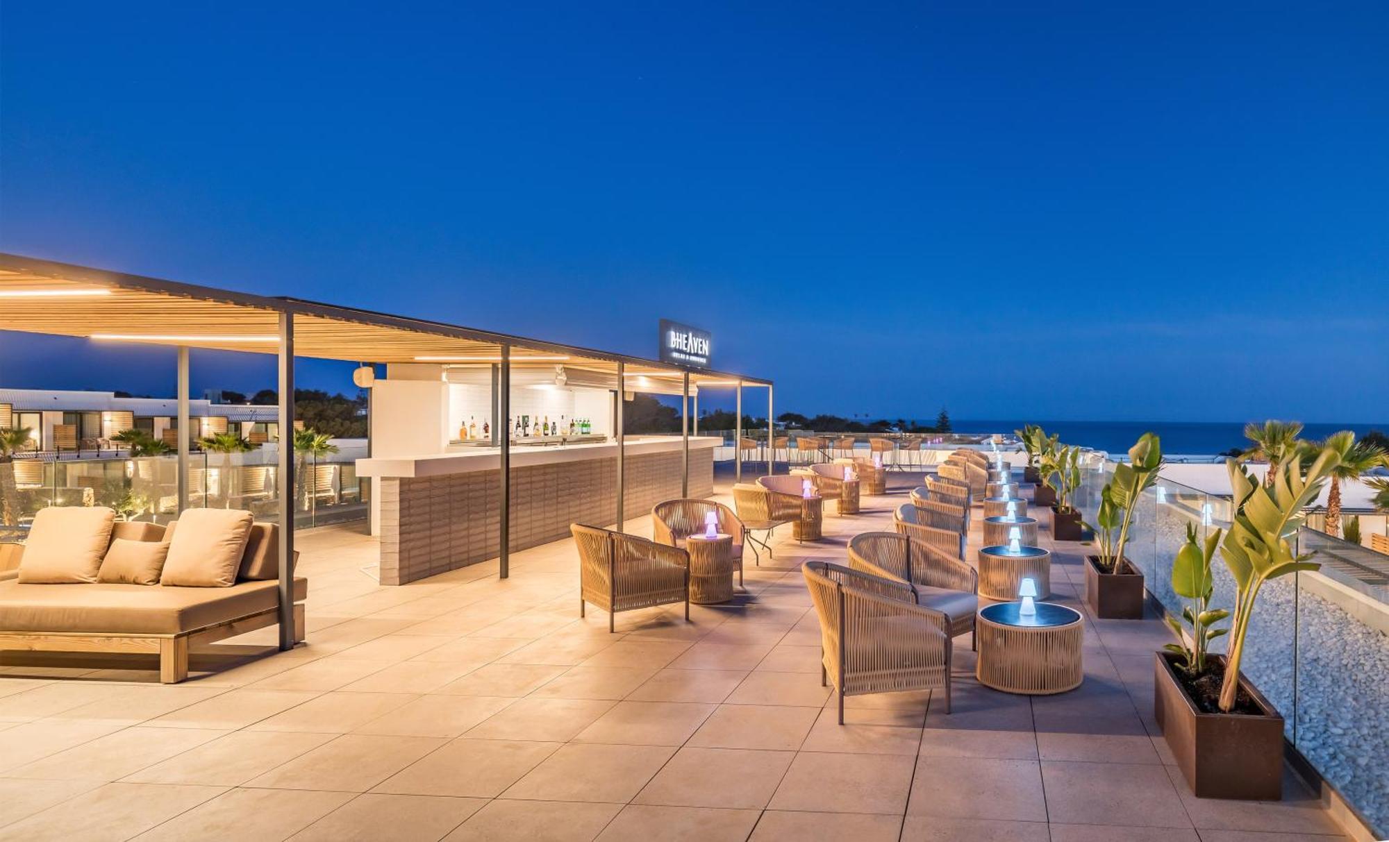Отель Barcelo Nura Сант-Луис Экстерьер фото