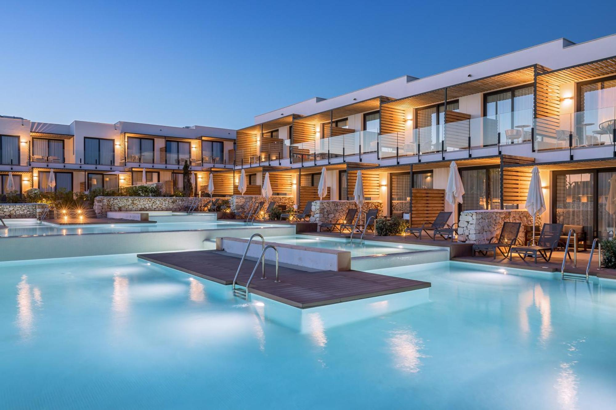 Отель Barcelo Nura Сант-Луис Экстерьер фото