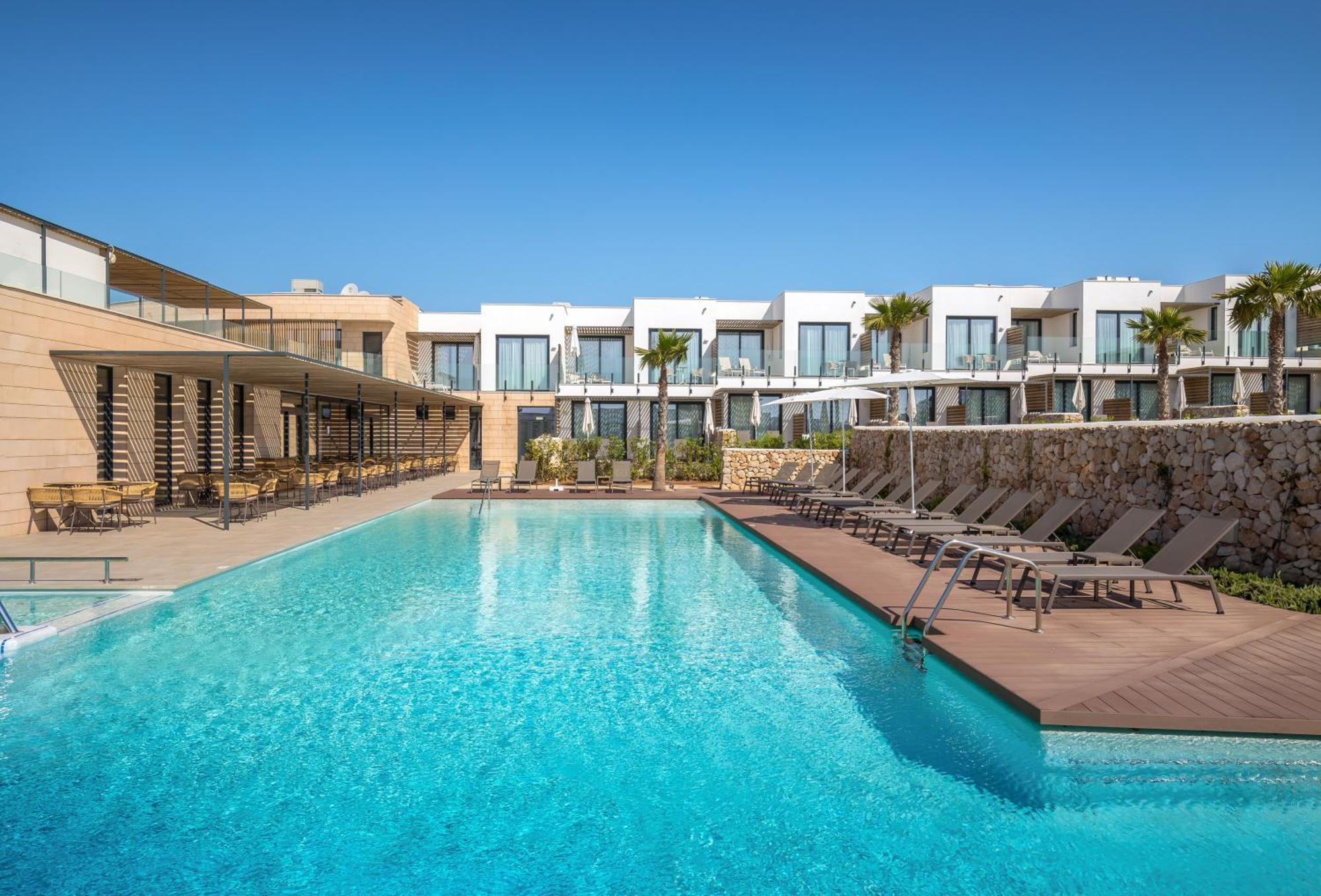 Отель Barcelo Nura Сант-Луис Экстерьер фото
